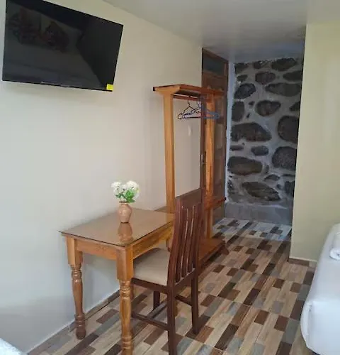 Piedra Blanca Hotel *